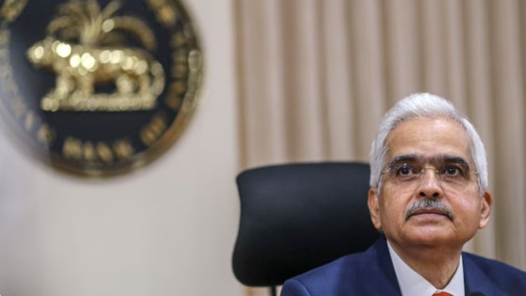 RBI Keeps Repo Rate Unchanged at 6.5% as it Lowers FY24 Inflation Projection